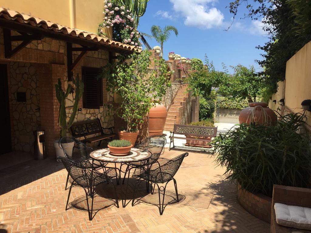 B&B La Collina Felice Pellaro Buitenkant foto